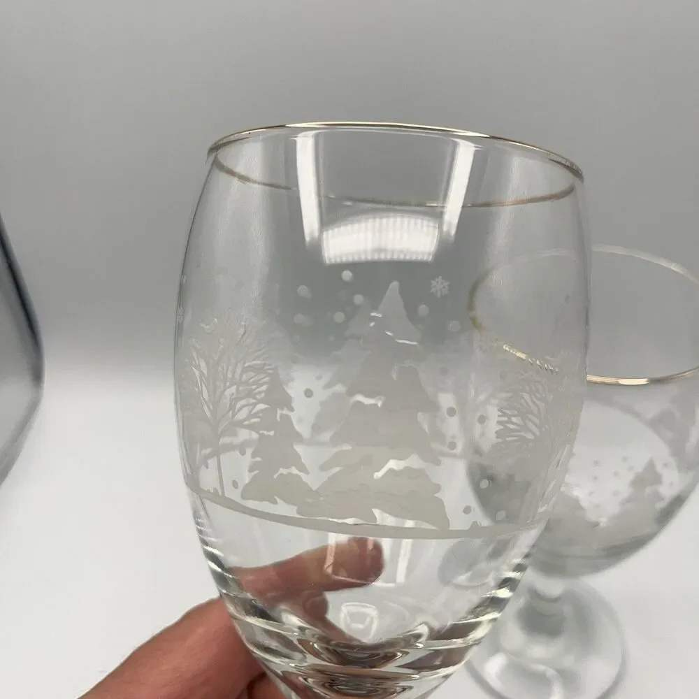 Arby’s Libbey Winter Wonderland Glasses Set Of 2